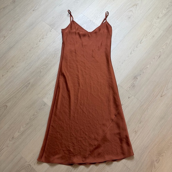 Aritzia Wilfred Only Slip Satin Dress - Picture 3 of 9